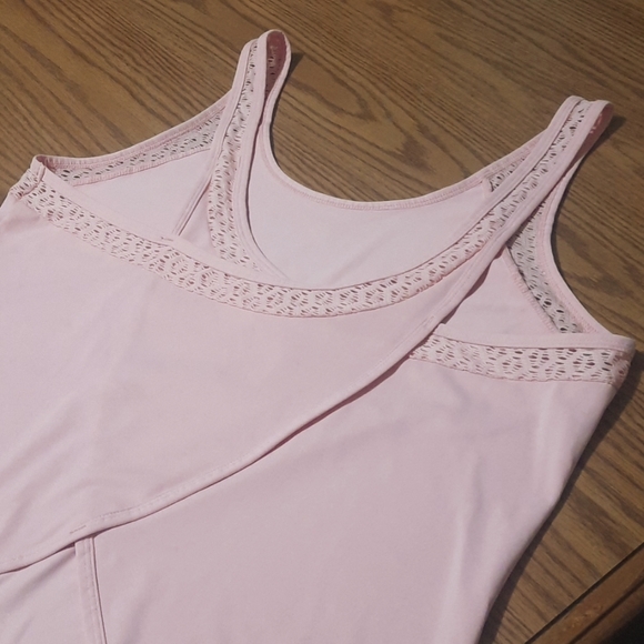 Fabletics Demi lace wrap-back wicking pink tank size large 10-12 - Picture 9 of 9
